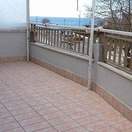 Apartament Girasole A Due Passi Dal Mare Minturno Zewnętrze zdjęcie